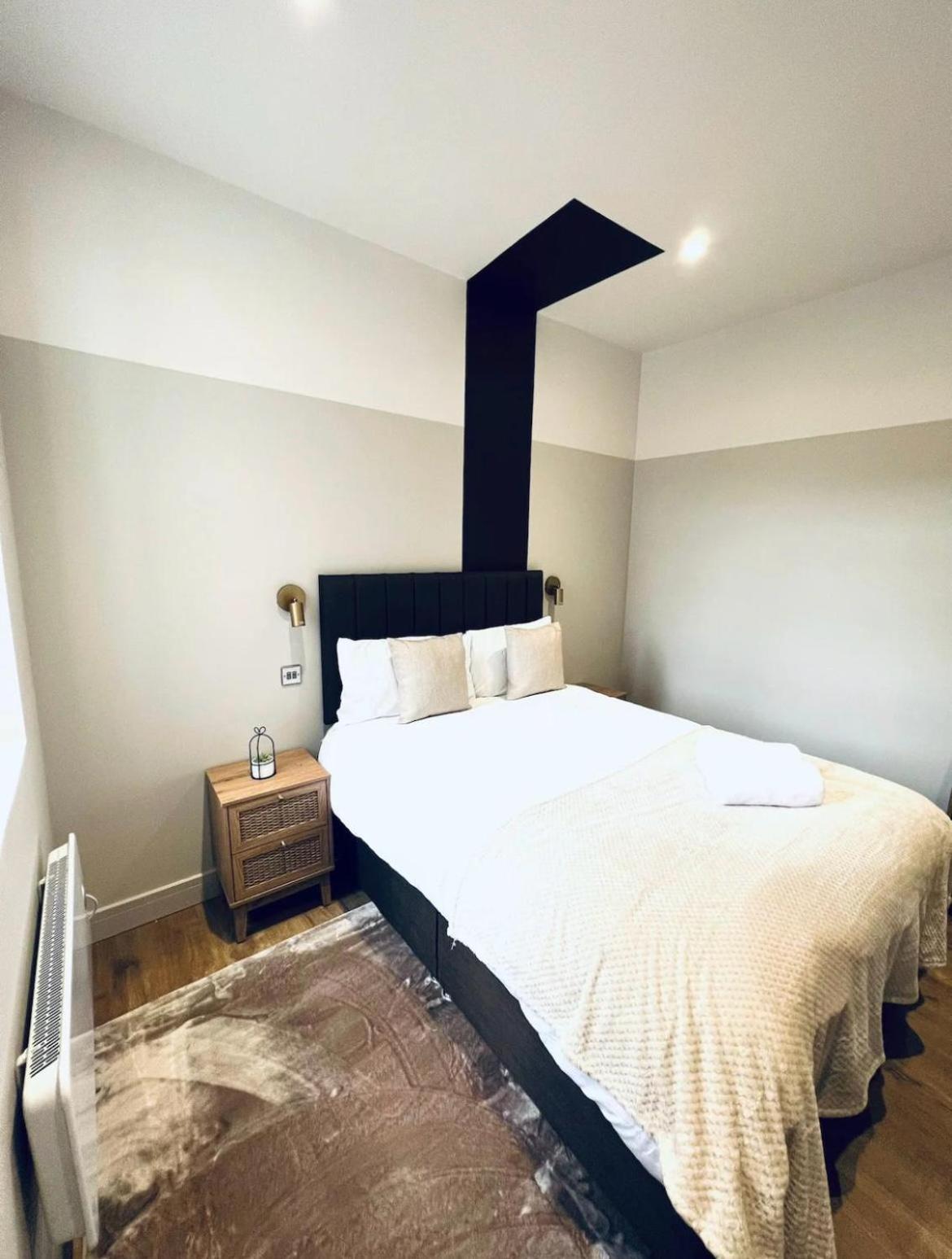 South Charming Ensuite Look Like Designer Londres